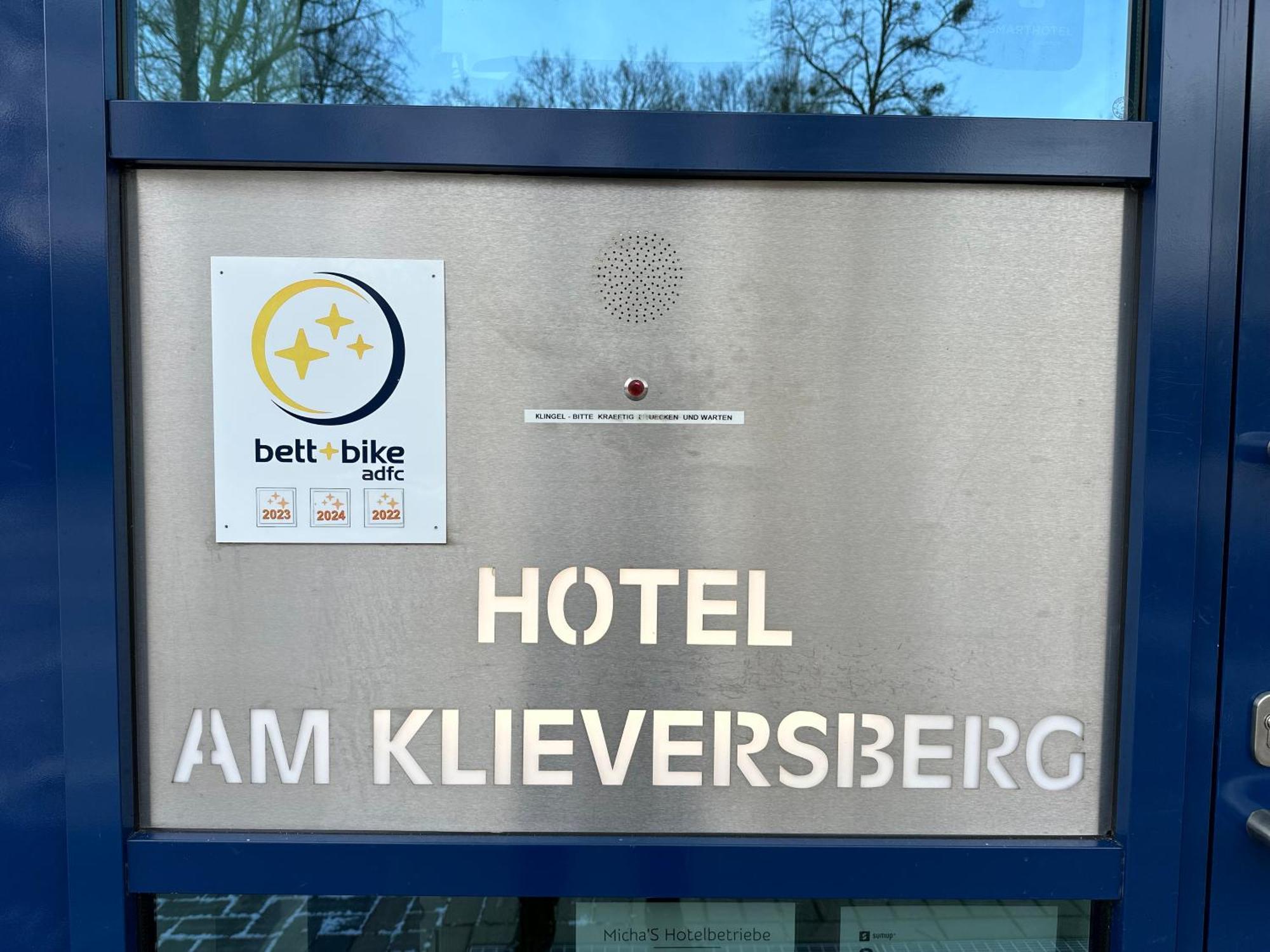 Hotel Am Klieversberg Wolfsburg Exterior foto